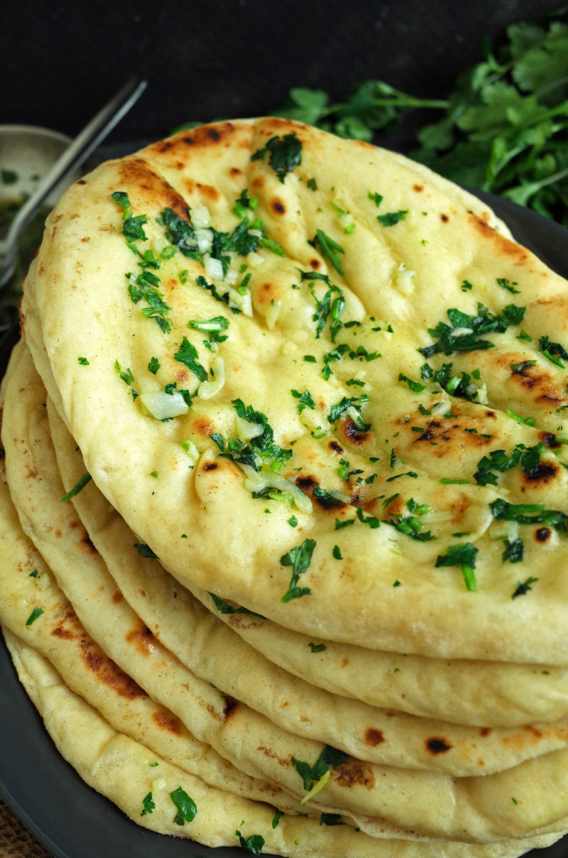 Fluffy Garlic and Coriander Indian Naan (Eggless)