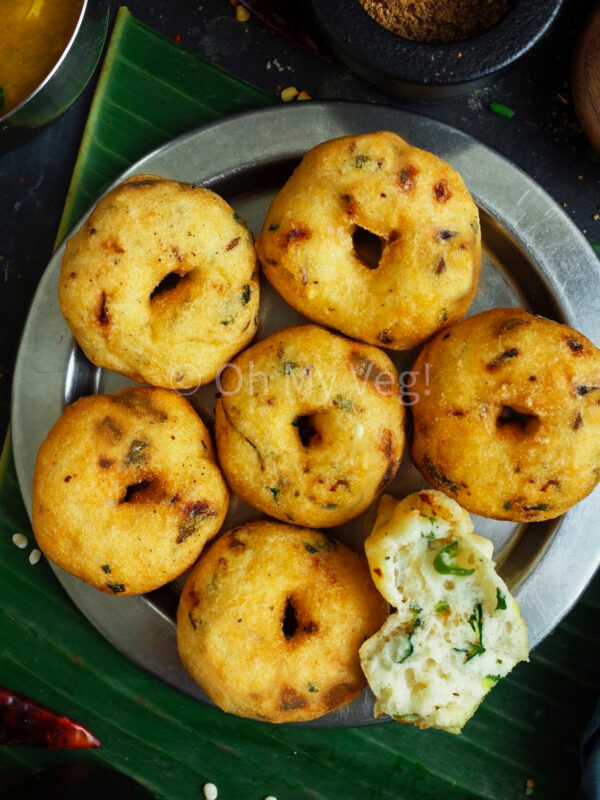 Medu Vada – South Indian Vegan Fluffy Fritters