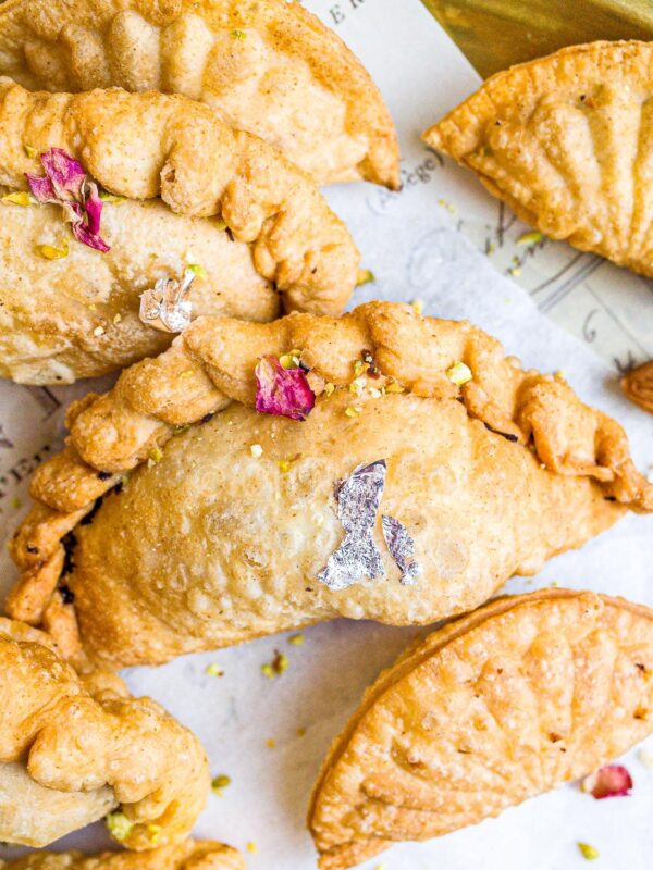 Karanji, Maharashtrian Coconut Pastries