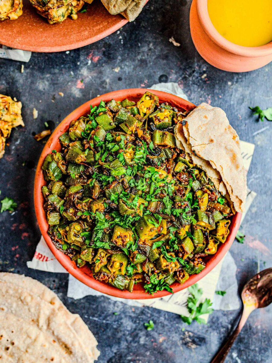 Vegan okra curry with chapatis.