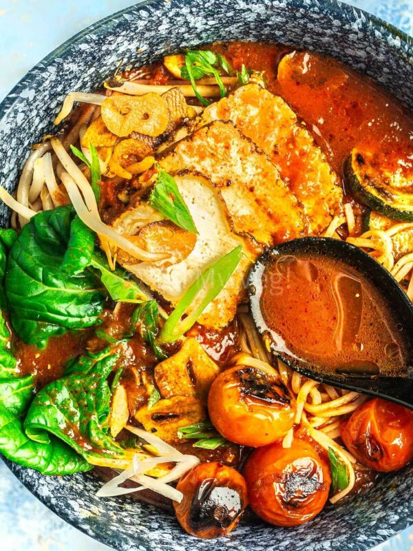 Spicy Tomato Ramen, Vegan