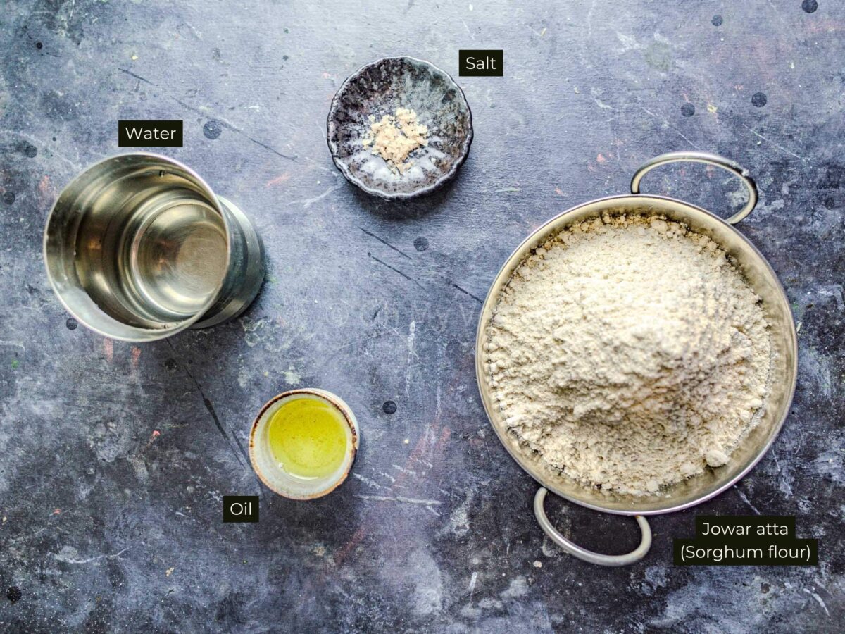 Ingredients for jwarichi bhakri.