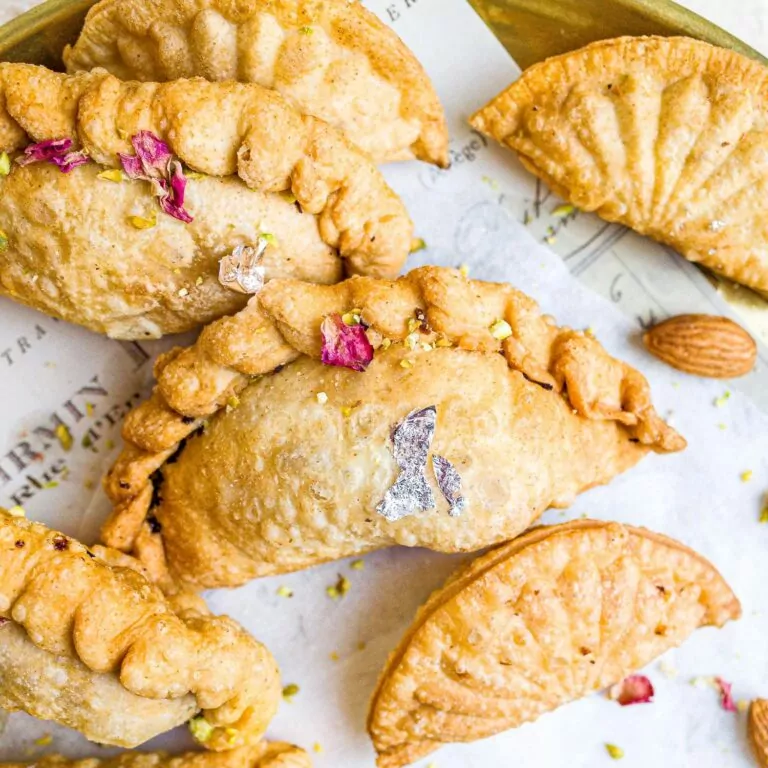 Karanji, Maharashtrian Coconut Pastries