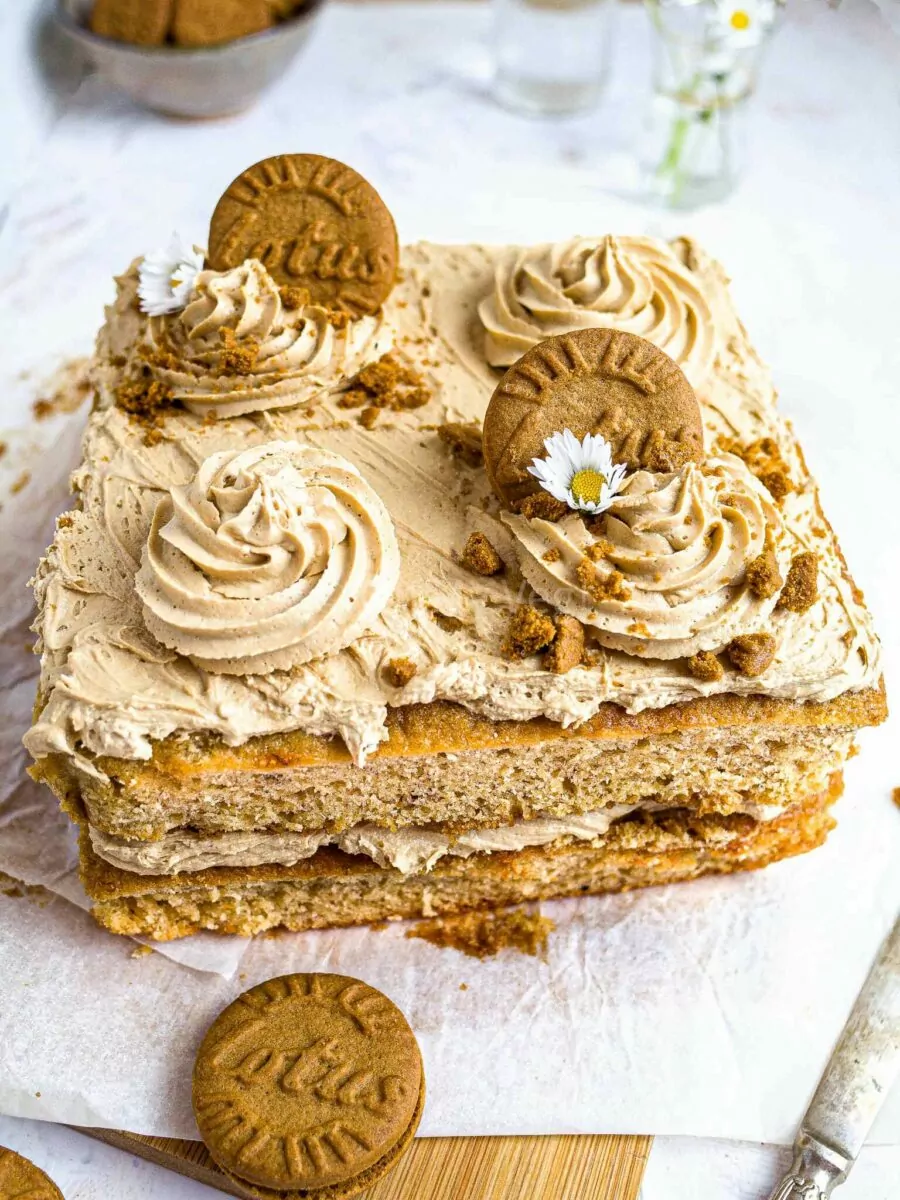 Banana and Biscoff cake on white paper. 